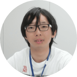 M.N 顔写真